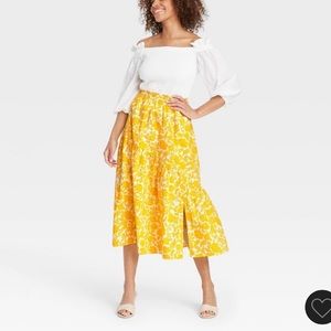 NWT: Yellow Floral Skirt